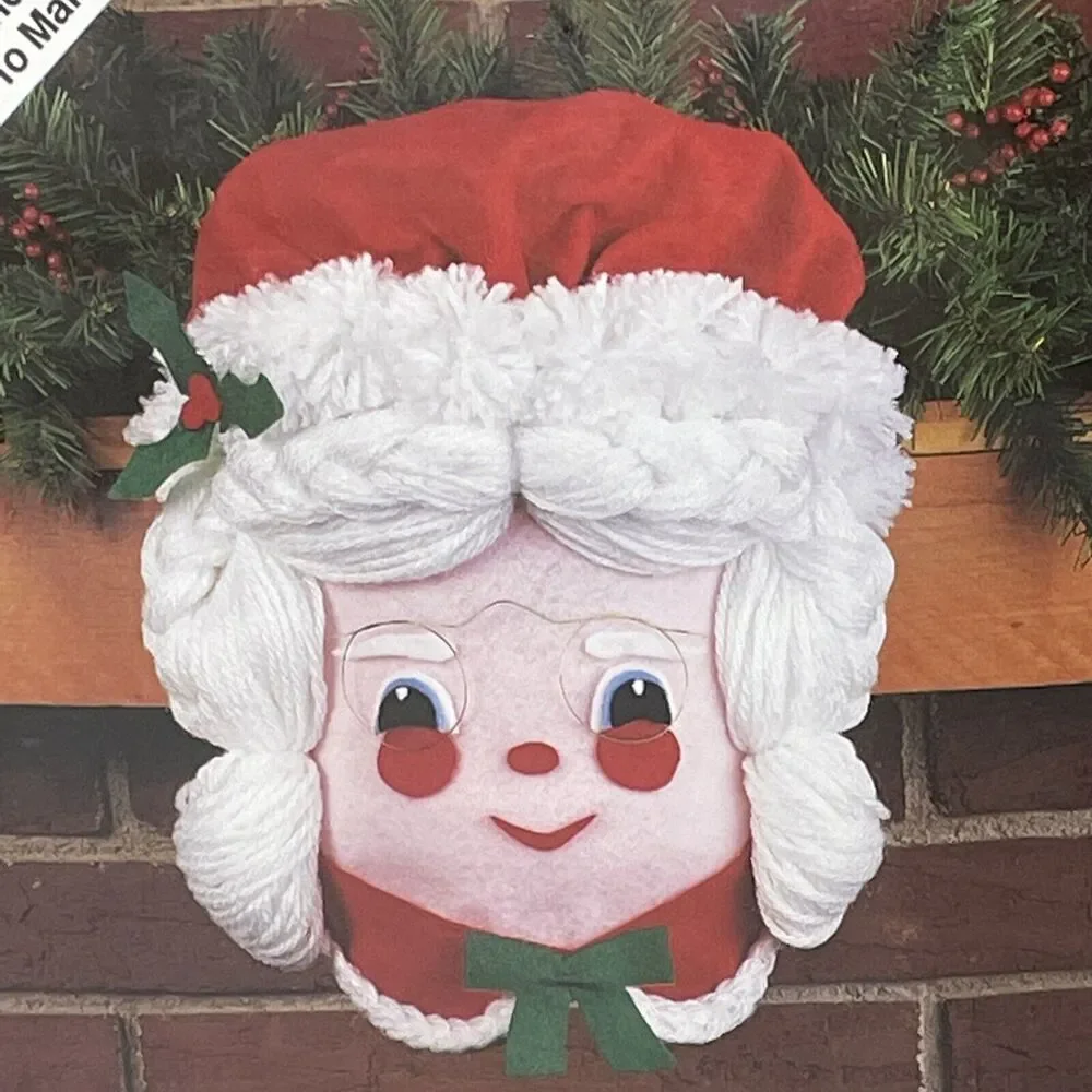 VINTAGE 1991 WONDER ART CHRISTMAS MRS.CLAUS AUNT LYDIA'S OLD NO KNIT NO CROCHET